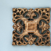Load image into Gallery viewer, Natural Ornate Trivet
