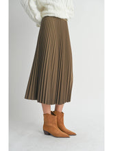 Load image into Gallery viewer, Sadie & Sage Pleated Midi Skirt | 2 Colors Available