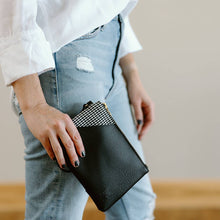 Load image into Gallery viewer, BYTAVI Nary Wristlet Wallet | 3 Styles Available