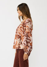 Load image into Gallery viewer, Abstract Print Split Neck Blouse
