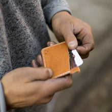 Load image into Gallery viewer, Range Leather Co. Gannett Wallet