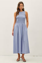 Load image into Gallery viewer, Hydrangea Coast Midi Dress