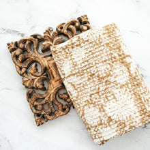 Load image into Gallery viewer, Natural Ornate Trivet