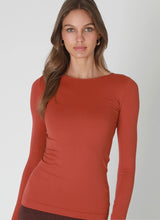 Load image into Gallery viewer, NIKIBIKI Fitted Long-Sleeve Crew Neck | 5 Colors Available