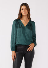 Load image into Gallery viewer, Emerald Eve Blouse