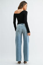 Load image into Gallery viewer, Just Black Denim Mid Rise Slim Wide Leg | Light Wash
