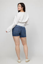 Load image into Gallery viewer, Bedford High Rise Short Indigo Worn
