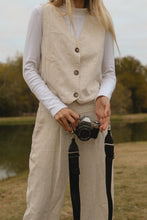 Load image into Gallery viewer, If She Loves Linen Waistcoat *2 COLORS AVAILABLE*
