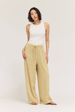 Load image into Gallery viewer, Tencel Seam Pants | Green Moss
