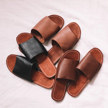 Load image into Gallery viewer, Adelisa &amp; Co. Verano Slide | Dark Brown
