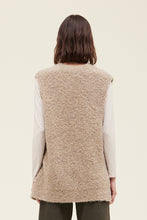 Load image into Gallery viewer, Grade &amp; Gather Curly Yarn Knit Vest

