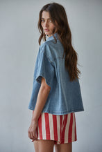 Load image into Gallery viewer, Mariner Chambray Button-Up
