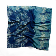 Load image into Gallery viewer, Ichcha Indigo Geometric Bandana

