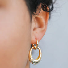 Load image into Gallery viewer, Coupled Gold Hoop Earrings
