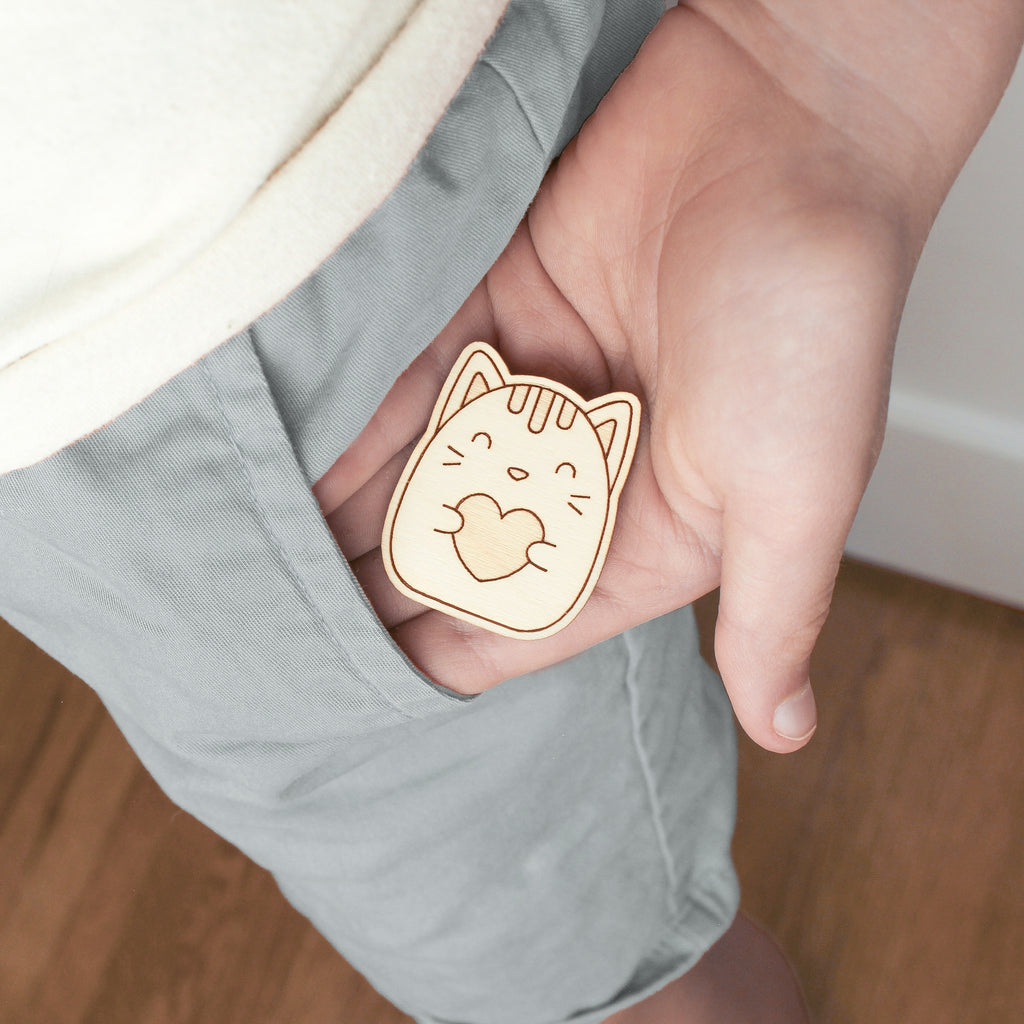 Wooden Pocket Hug | Multiple Animals Available