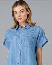 Load image into Gallery viewer, Laura Shirt | Medium Blue Wash
