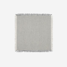 Load image into Gallery viewer, Manor Stripe Napkin Set
