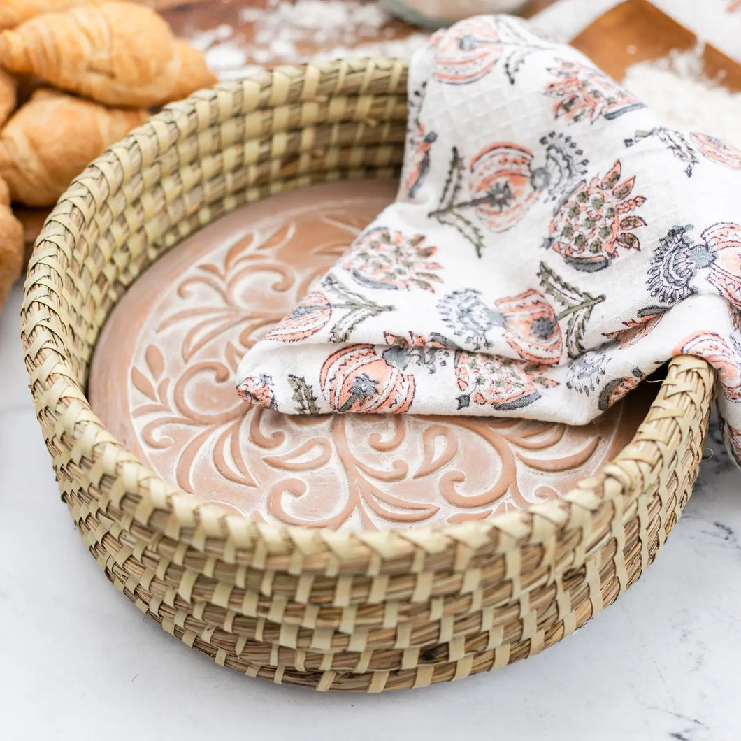 Round Ivy Swirls Bread Warmer Basket