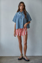 Load image into Gallery viewer, Mariner Chambray Button-Up
