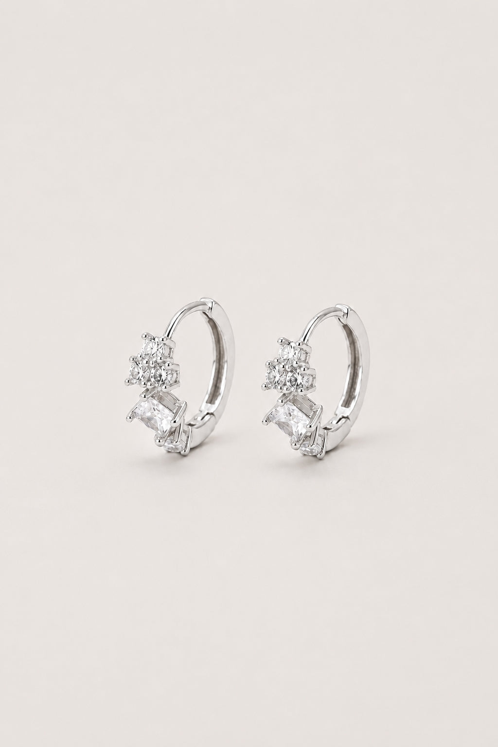 Lumi Cz Cluster Earrings| Silver