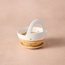 Load image into Gallery viewer, Seto Terracotta Berry Bowl
