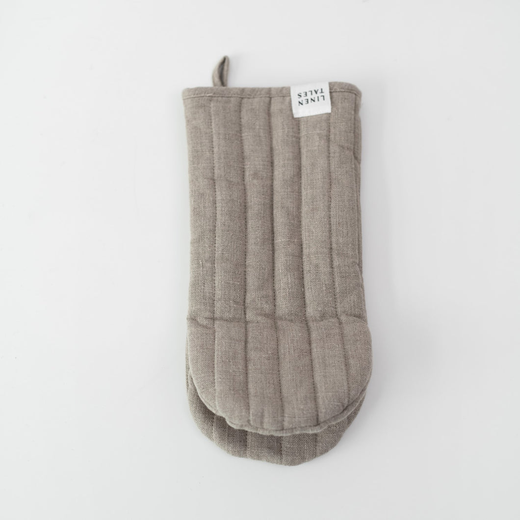 Linen Tales Oven Mitt