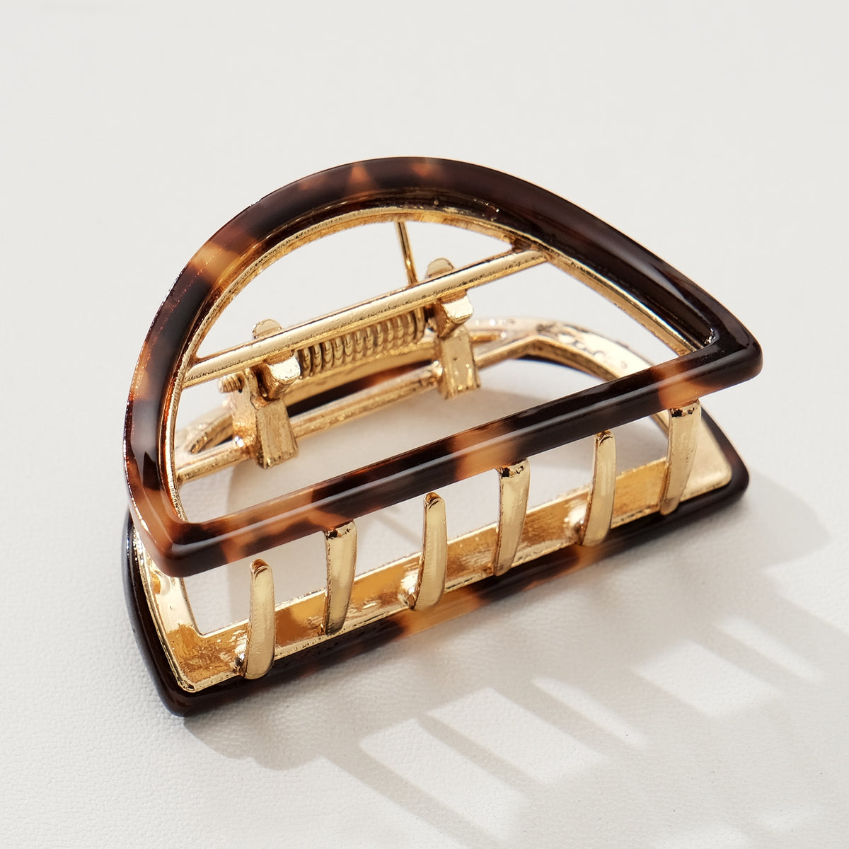 Rosalie Western Classic Half Moon Metal Claw Clip