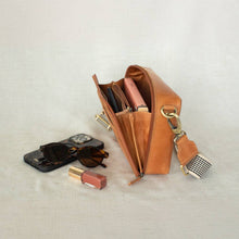 Load image into Gallery viewer, Elevate Nomad Crossbody Bag | Camel

