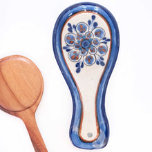 Load image into Gallery viewer, Upavim Crafts Stoneware Spoon Rest
