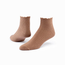 Load image into Gallery viewer, Organic Cotton Socks | Scallop Quarter
