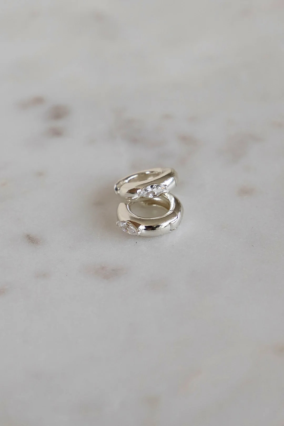 Aurum Hoops | 2 Colors Available