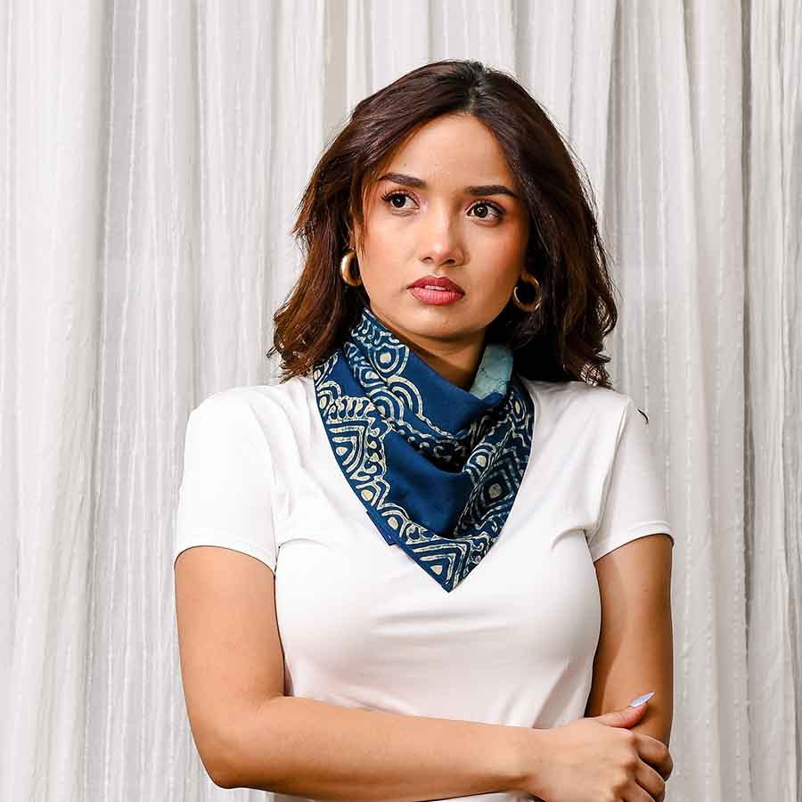 Ichcha Indigo Geometric Bandana