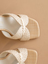 Load image into Gallery viewer, The Santiago | Off White Raffia Heel
