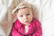 Load image into Gallery viewer, Oatmeal Velvet Bow Headband
