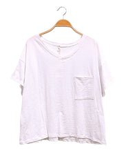 Load image into Gallery viewer, V Neck Oversize Crop Tee
