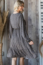 Load image into Gallery viewer, Woven Ditsy Floral Midi Dress
