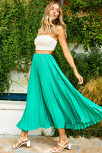 Load image into Gallery viewer, Ces Femme Pleated Maxi Skirt- Green
